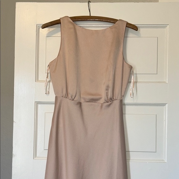 Sachin & Babi gown - Picture 4 of 9